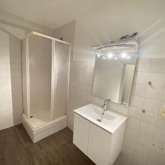  Annonces TOURNON : Appartement | SAINT-VALLIER (26240) | 48 m2 | 399 &euro; 