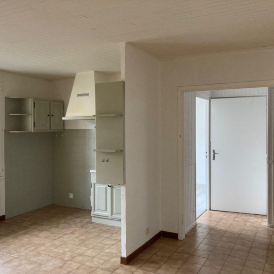  Annonces TOURNON : Appartement | TOURNON-SUR-RHONE (07300) | 38 m2 | 75 000 &euro; 
