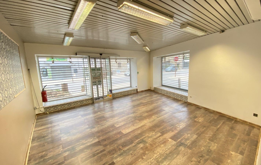 Annonces TOURNON : Local / Bureau | PONT-DE-L'ISERE (26600) | 140 m2 | 725 &euro; 