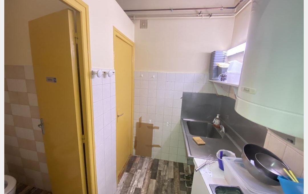 Annonces TOURNON : Local / Bureau | PONT-DE-L'ISERE (26600) | 140 m2 | 725 &euro; 