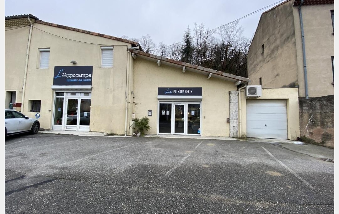 Annonces TOURNON : Local / Bureau | SAINT-PERAY (07130) | 271 m2 | 1 600 &euro; 