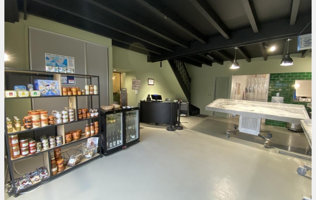 Annonces TOURNON : Local / Bureau | SAINT-PERAY (07130) | 271 m2 | 1 600 &euro; 
