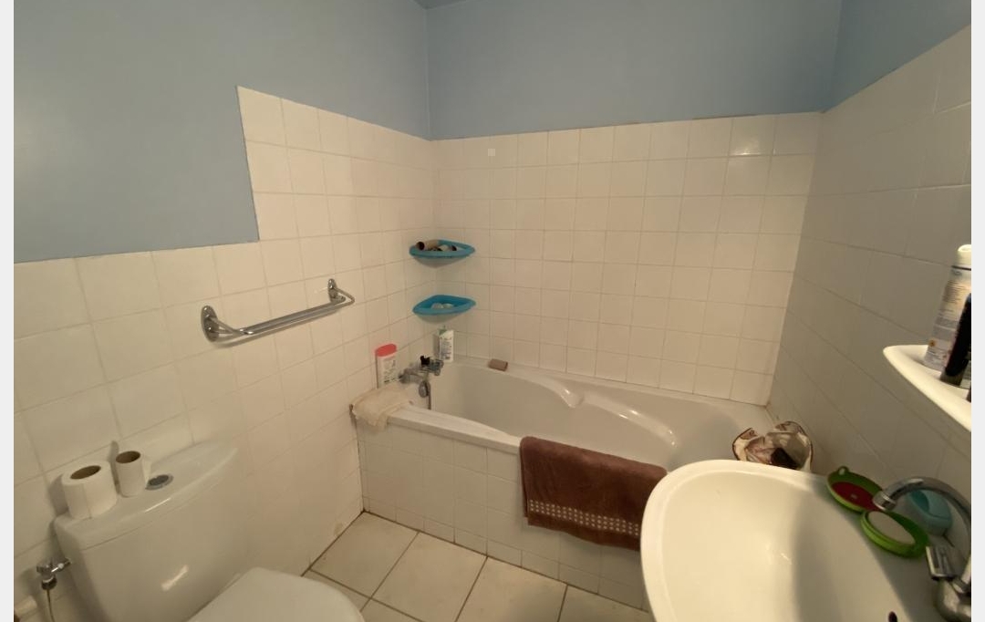 Annonces TOURNON : Local / Bureau | SAINT-PERAY (07130) | 271 m2 | 1 600 &euro; 