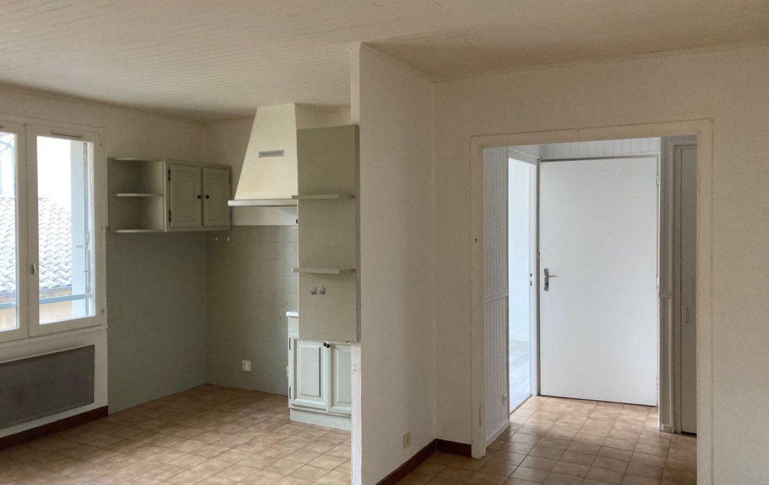 Annonces TOURNON : Appartement | TOURNON-SUR-RHONE (07300) | 38 m2 | 75 000 &euro; 