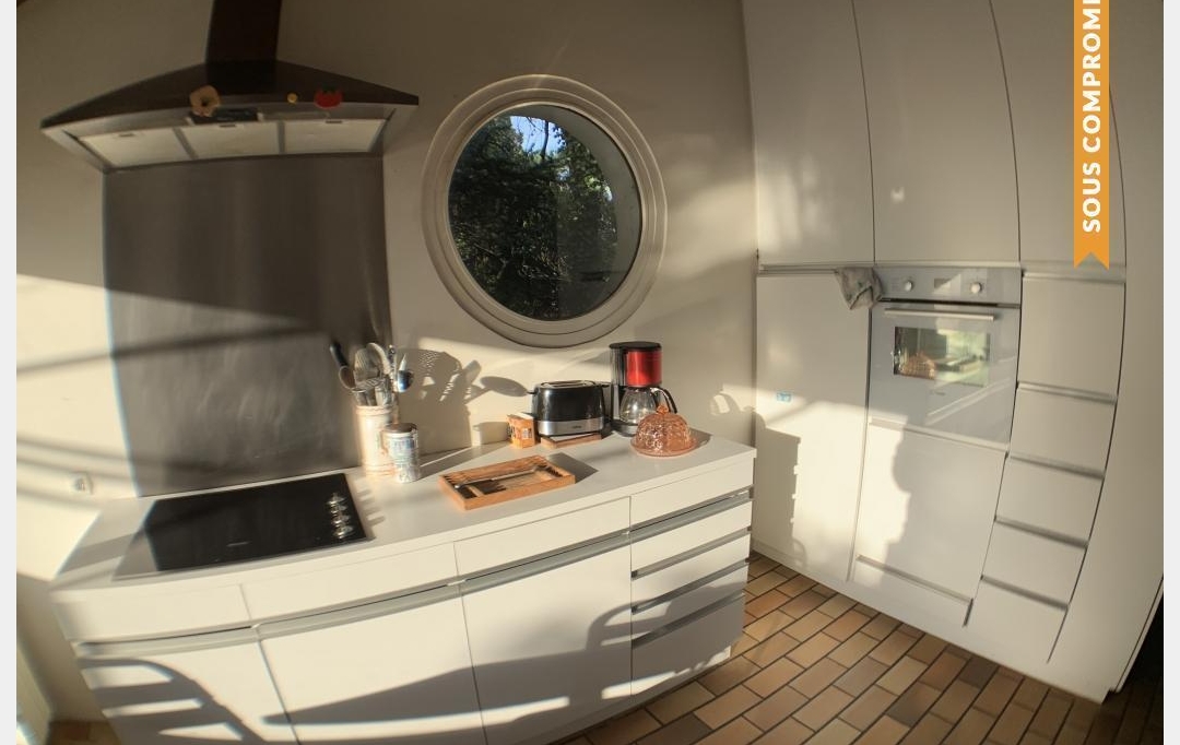 Annonces TOURNON : Domaines / Propriétés | SAINT-PERAY (07130) | 164 m2 | 450 000 &euro; 